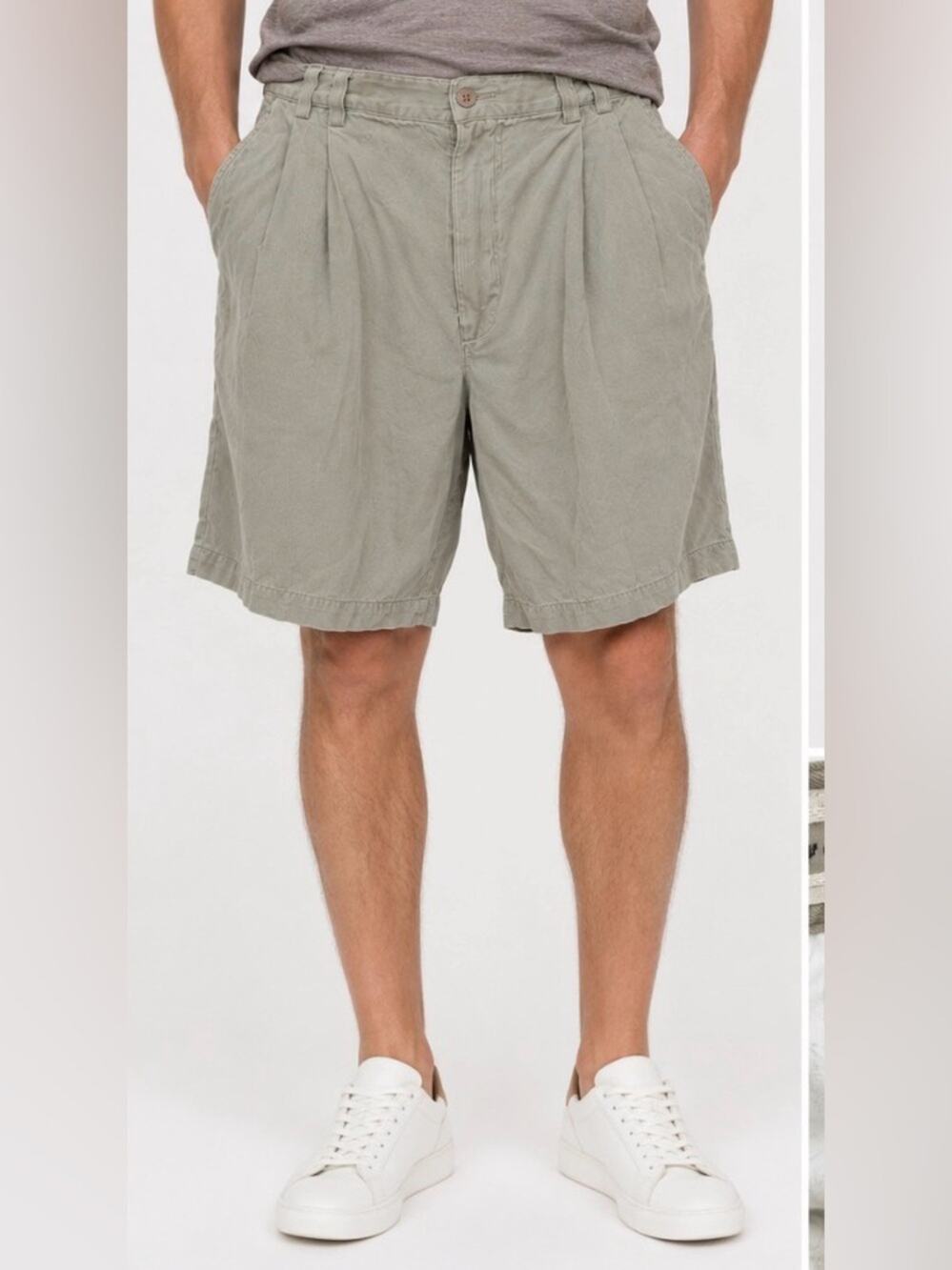 Tommy Bahama 100% Silk Pleated Shorts Size 33 Khaki